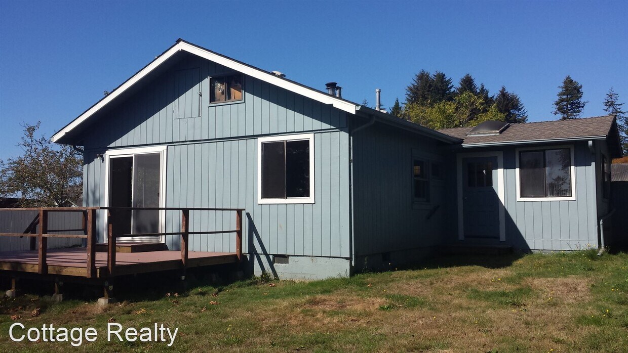 3 br, 1 bath House 1514 Underwood Road House Rental in McKinleyville, CA