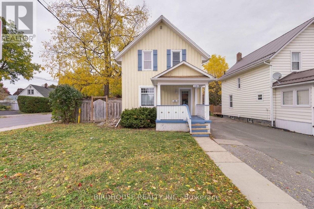 Primary Photo - 126 Durham St W
