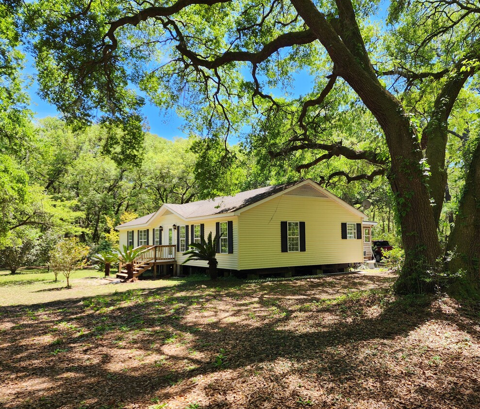 Primary Photo - 5807 Grimshaw Rd