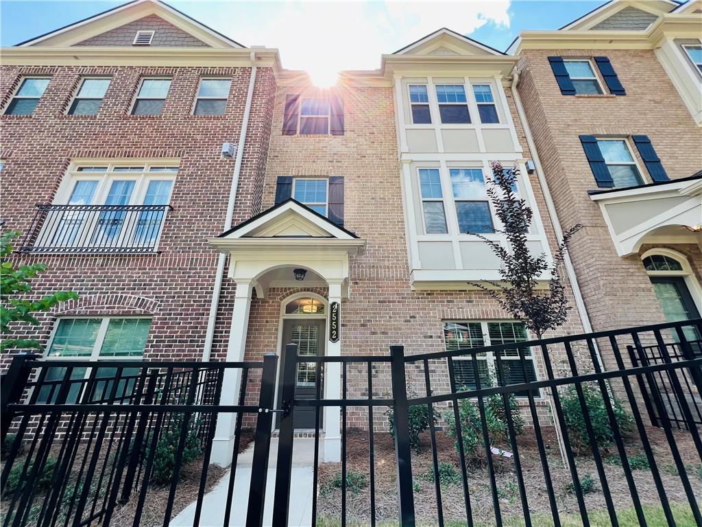 2552 Clairebrooke Bnd, Chamblee, GA 30341 Townhome Rentals in