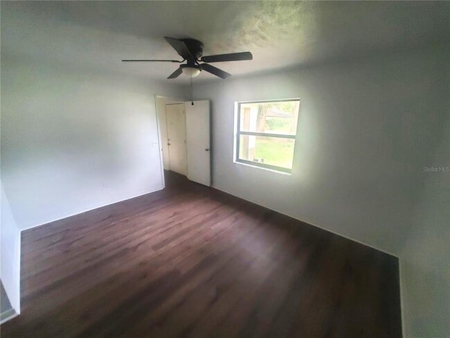 Foto del edificio - 5851 NW 55th Ct