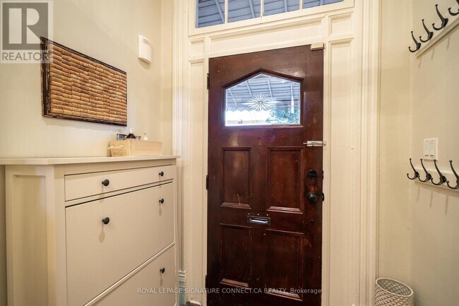 Photo du bâtiment - 198 Bellwoods Ave