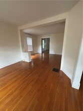 Building Photo - 185 Wall St