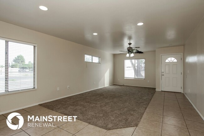 Foto del edificio - 2133 E 35th St