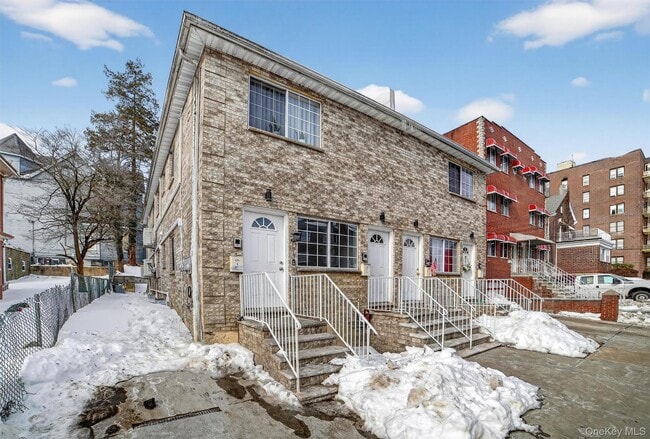 Building Photo - 4297 Kepler Ave