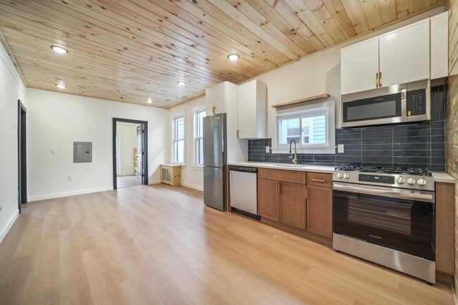 Photo - 370 Liberty Ave Apartment