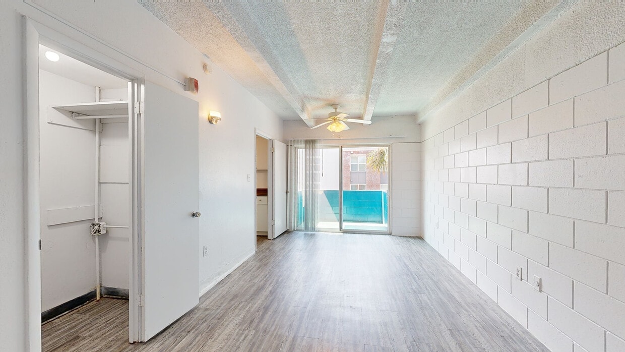 Photo - College Park at Midtown Apartments