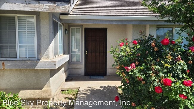Building Photo - 3 br, 2 bath House - 1644 W Date Ave