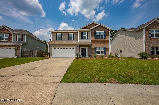 Building Photo - 302 Bandon Dr