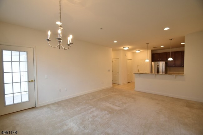 Foto del edificio - 3311 Ramapo Ct