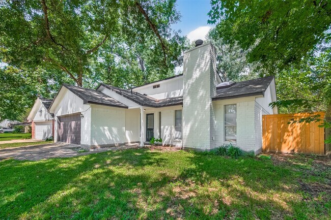Building Photo - 3207 Glade Springs Dr