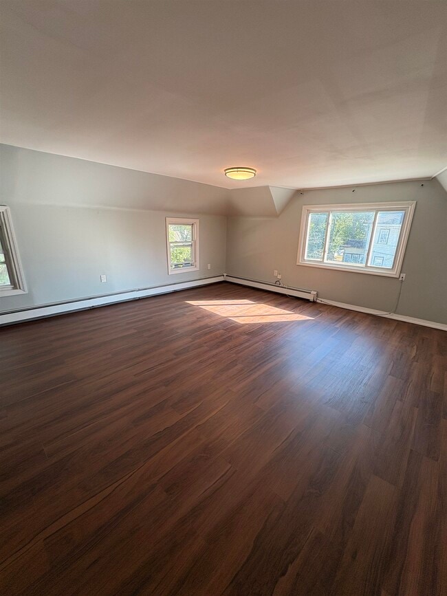Building Photo - 117 Springside Ave