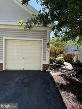 Building Photo - 403 Oak Hill Ln