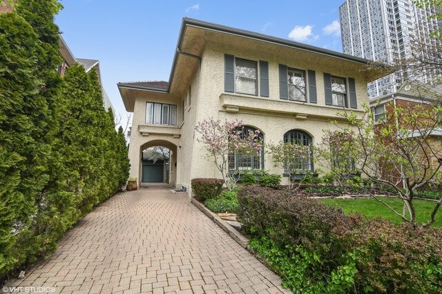 Foto del edificio - 734 W Hutchinson St