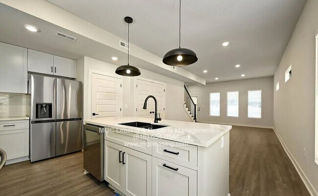 Foto del edificio - 255-261 Beech Rd