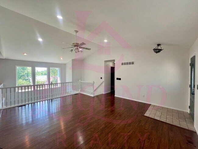 Foto del edificio - MOVE IN READY - Atrium Ranch for Rent in O...