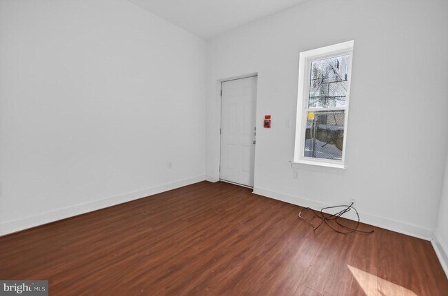 Building Photo - 6028 Market St