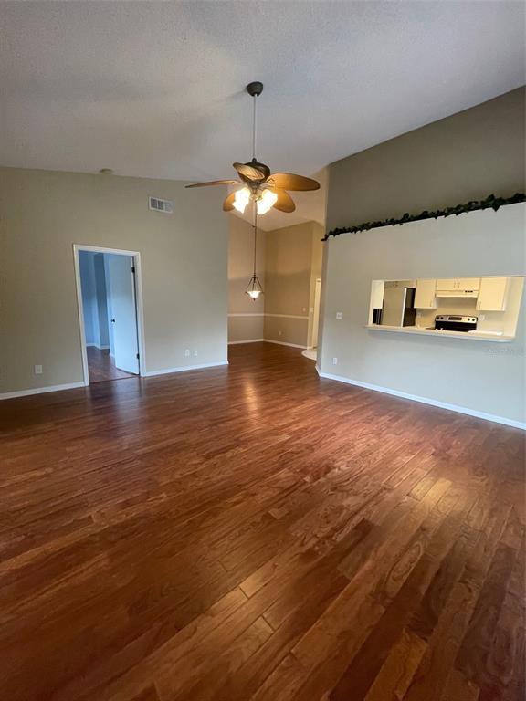 Foto del edificio - 1926 Whispering Way