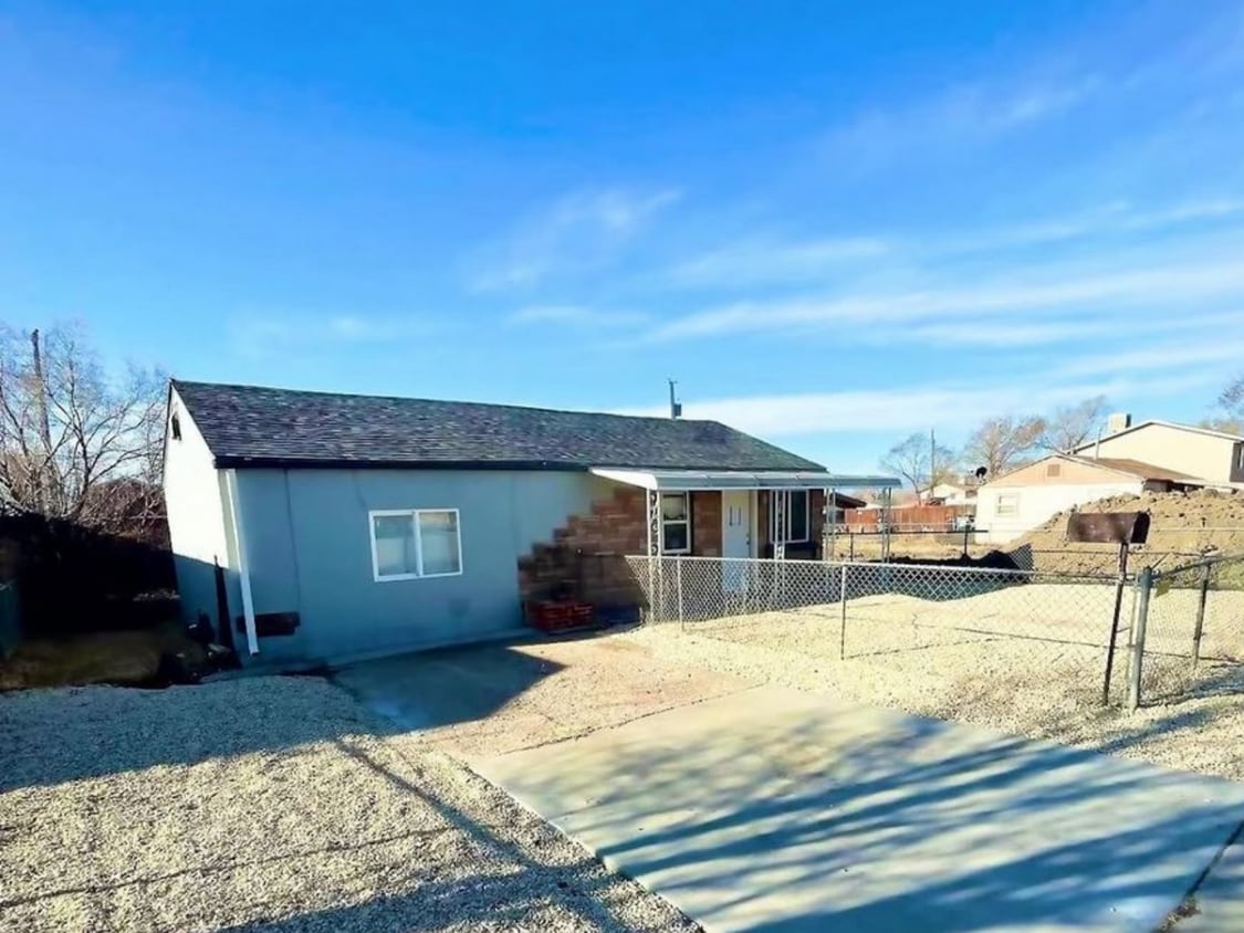 Primary Photo - Charming 2-Bedroom Home Just South of Belm...