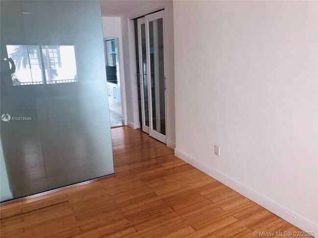 Foto del edificio - 1035 Meridian Ave
