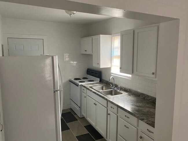 Foto del edificio - 1117 S 11th St