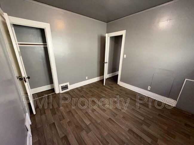 Building Photo - 3007 N 23rd St