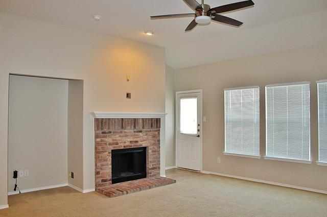 Foto del edificio - 3204 Fluvia