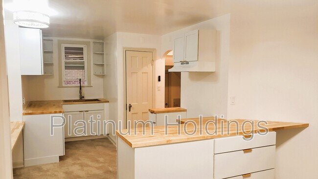 Foto del edificio - 3781 Northwood Rd