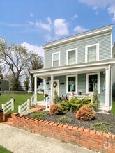 Building Photo - 1228 N 32nd St