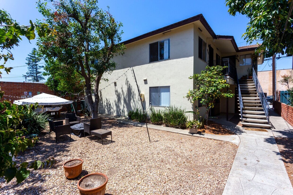 Foto principal - Charming 2 Bedroom in Pacific Beach with P...