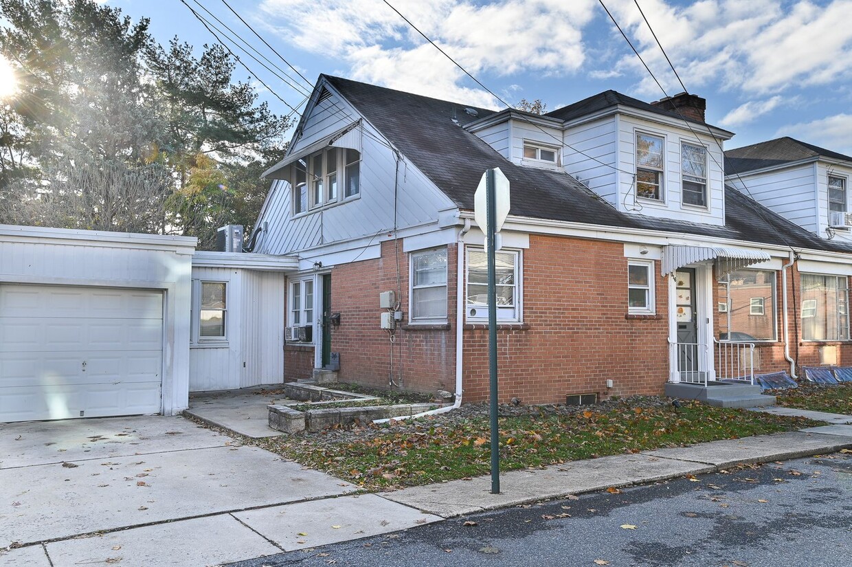 316-318 5th Ave - 316-318  5th Ave