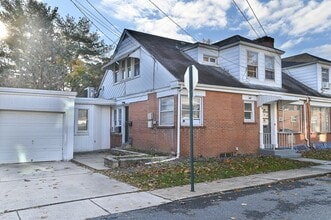 Building Photo - 316-318 5th Ave