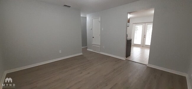 Foto del edificio - 6514 Lundeen Way