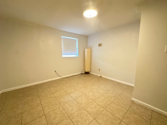 Photo - 7501 Elmore Ln (Bethesda, MD) House