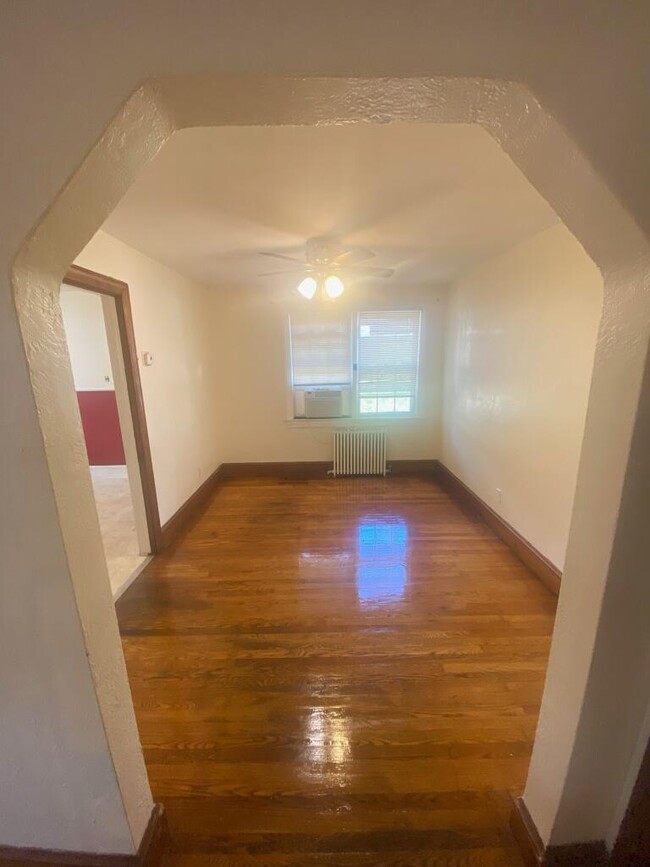 Dining room - 1732 Ashland Ave