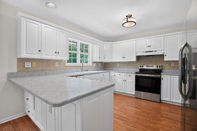 Foto del edificio - 20787 Red Rose Ct