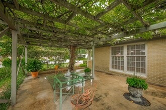 Building Photo - 3610 Glen Haven Blvd