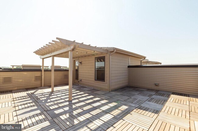 Building Photo - 20510 Milbridge Ter