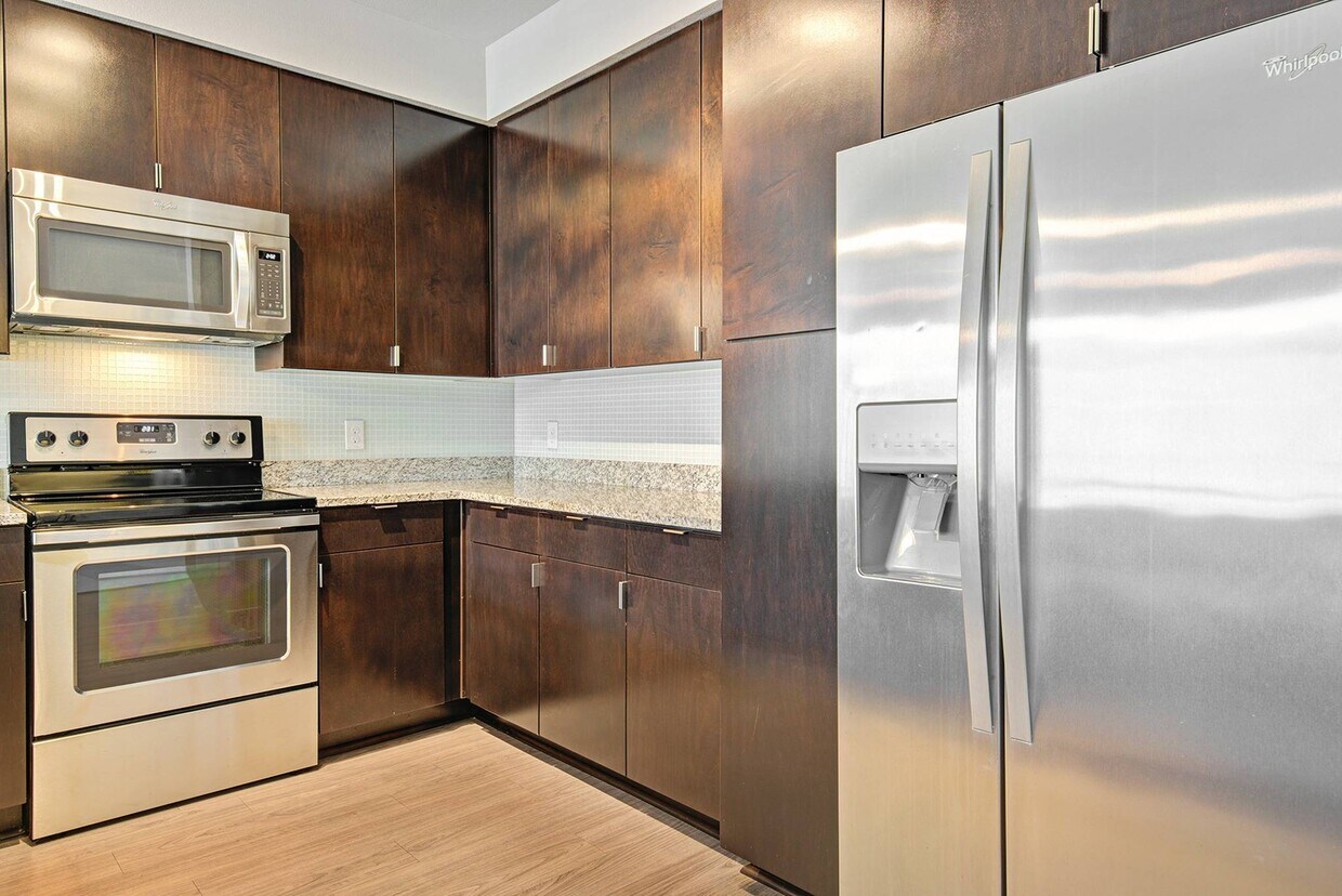 Park West Apartments at 3109 Douglas Ave Dallas, TX