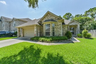 Building Photo - 17515 Fairgrove Park Dr