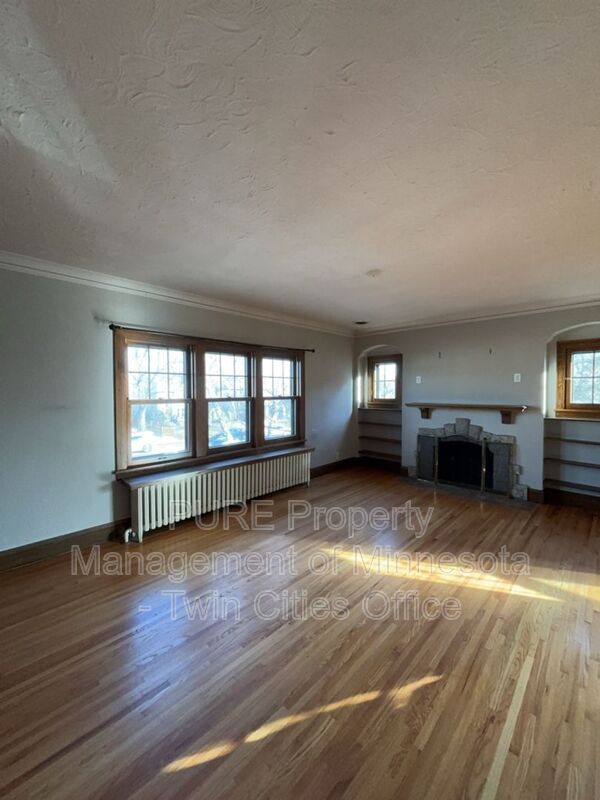 Foto del edificio - 4908 Chicago Ave