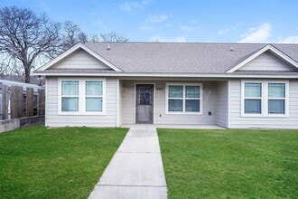 Building Photo - 449 Neals Hill Rd