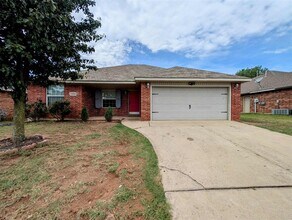 Building Photo - 7909 Chumley Ln