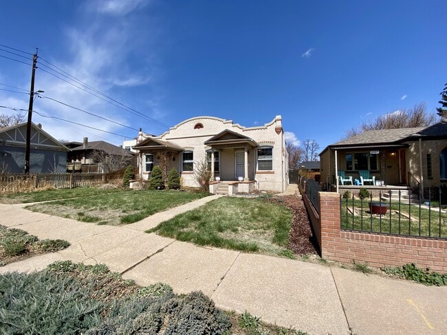 Building Photo - 2965 W Denver Pl