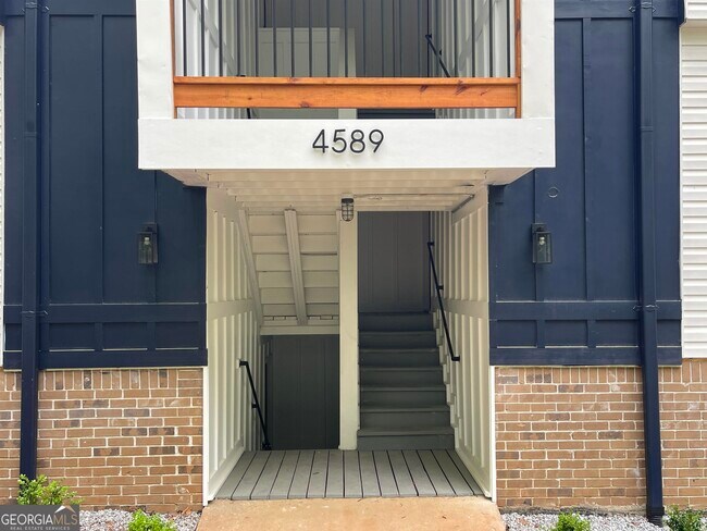 Building Photo - 4589 Orchid Dr