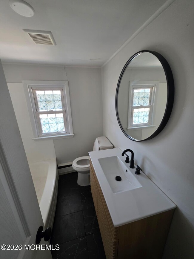 Foto del edificio - 6 4th St