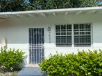 Foto principal - 7540 NE 3rd Ct