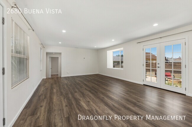 Foto del edificio - 2680 Buena Vista Ave