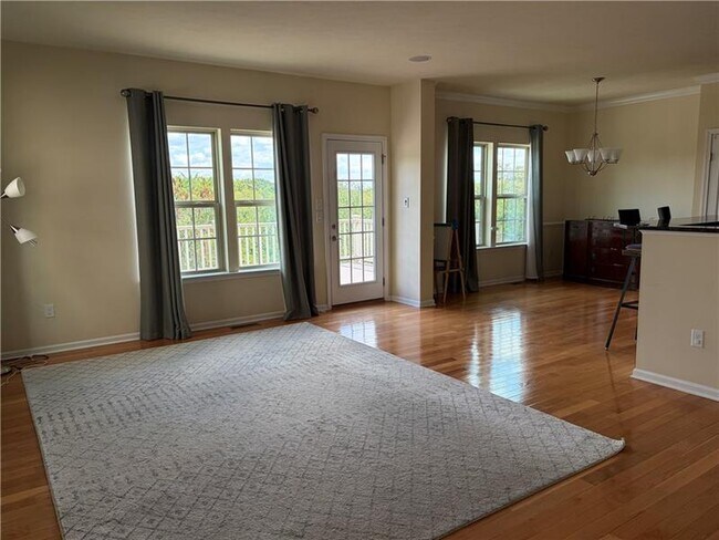 Building Photo - 1610 Towervue Dr