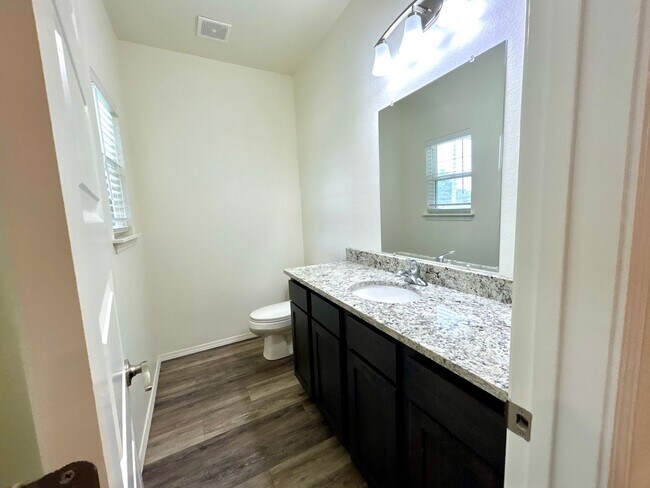 Foto del edificio - 959 S Rupple Rd